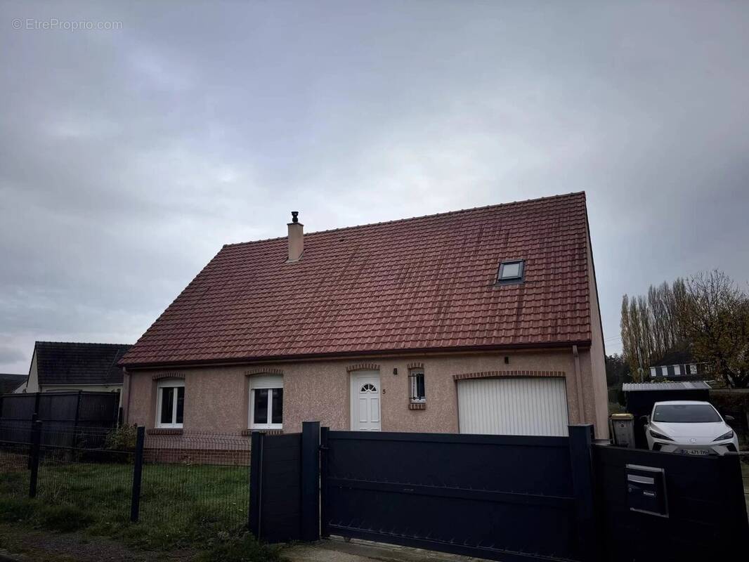 Maison à VILLERS-OUTREAUX