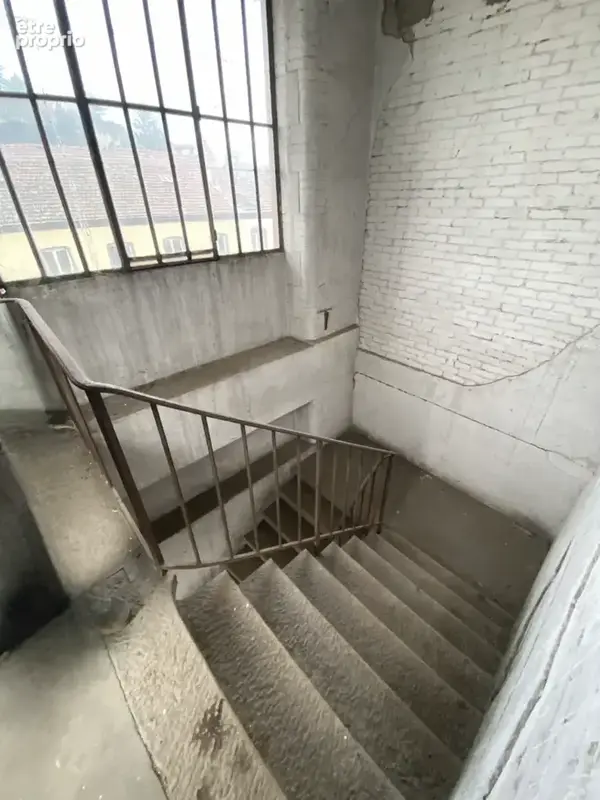 ANNONAY -Bâtiment à usage mixte avec appartement - photo 12