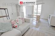 Appartement à LE MESNIL-SAINT-DENIS