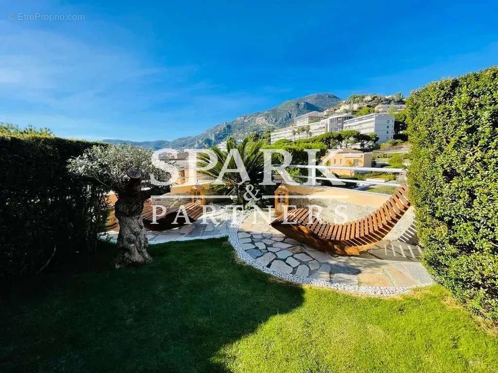 Appartement à ROQUEBRUNE-CAP-MARTIN