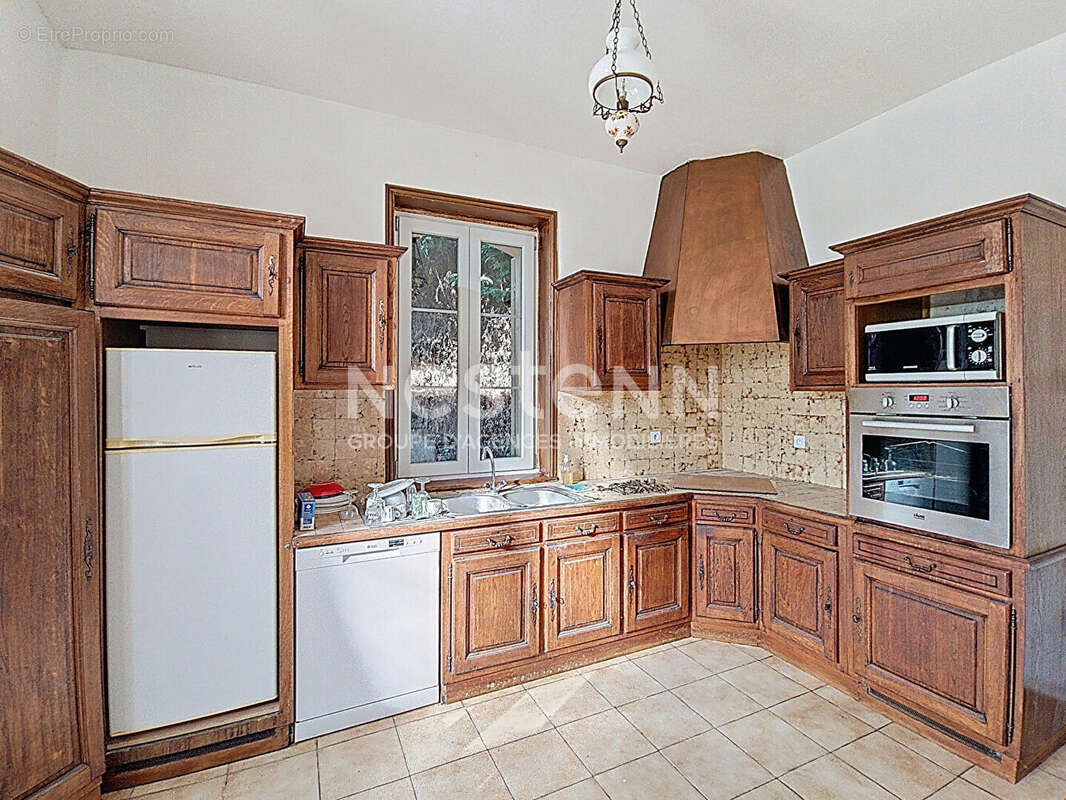 Maison à COUR-CHEVERNY