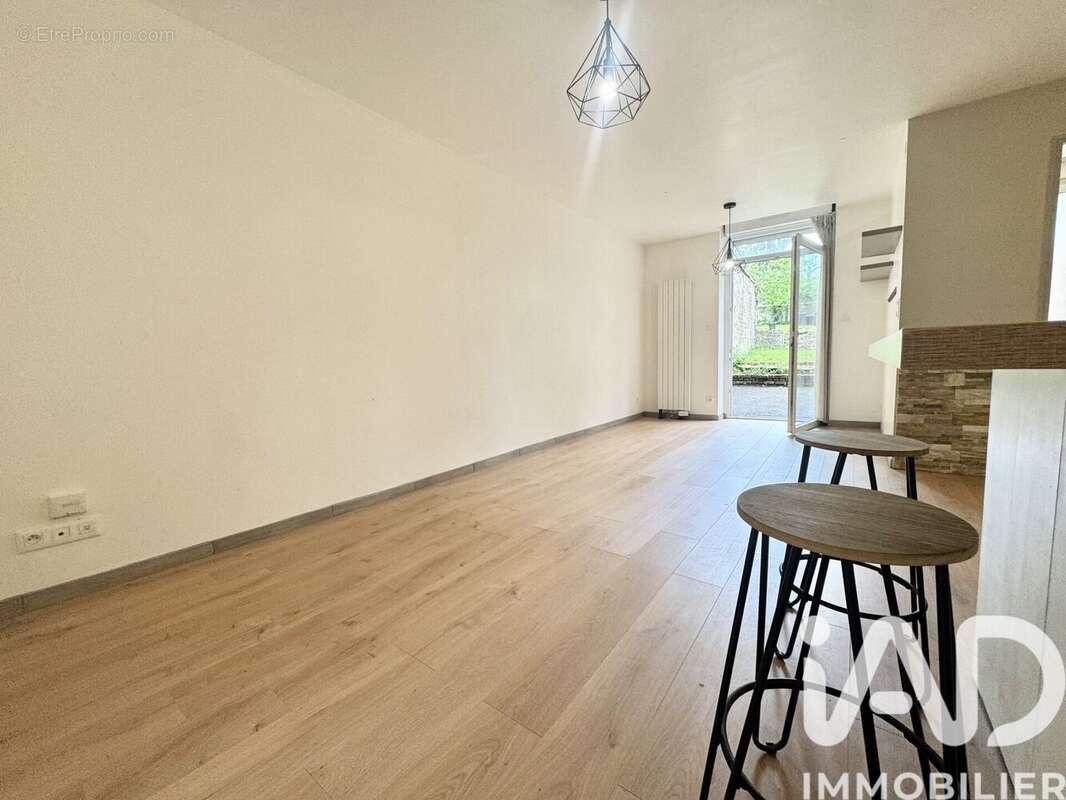 Photo 3 - Appartement à CHARLEVILLE-MEZIERES