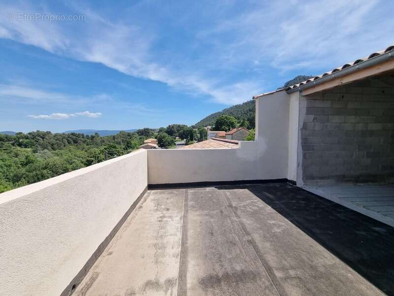 Appartement à SAINT-SAVOURNIN