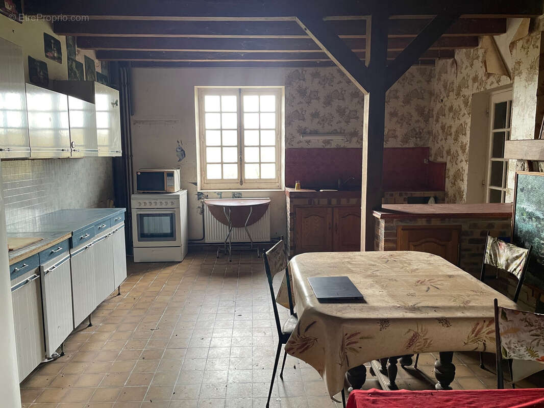 Maison à LA CHAPELLE-MOUTILS