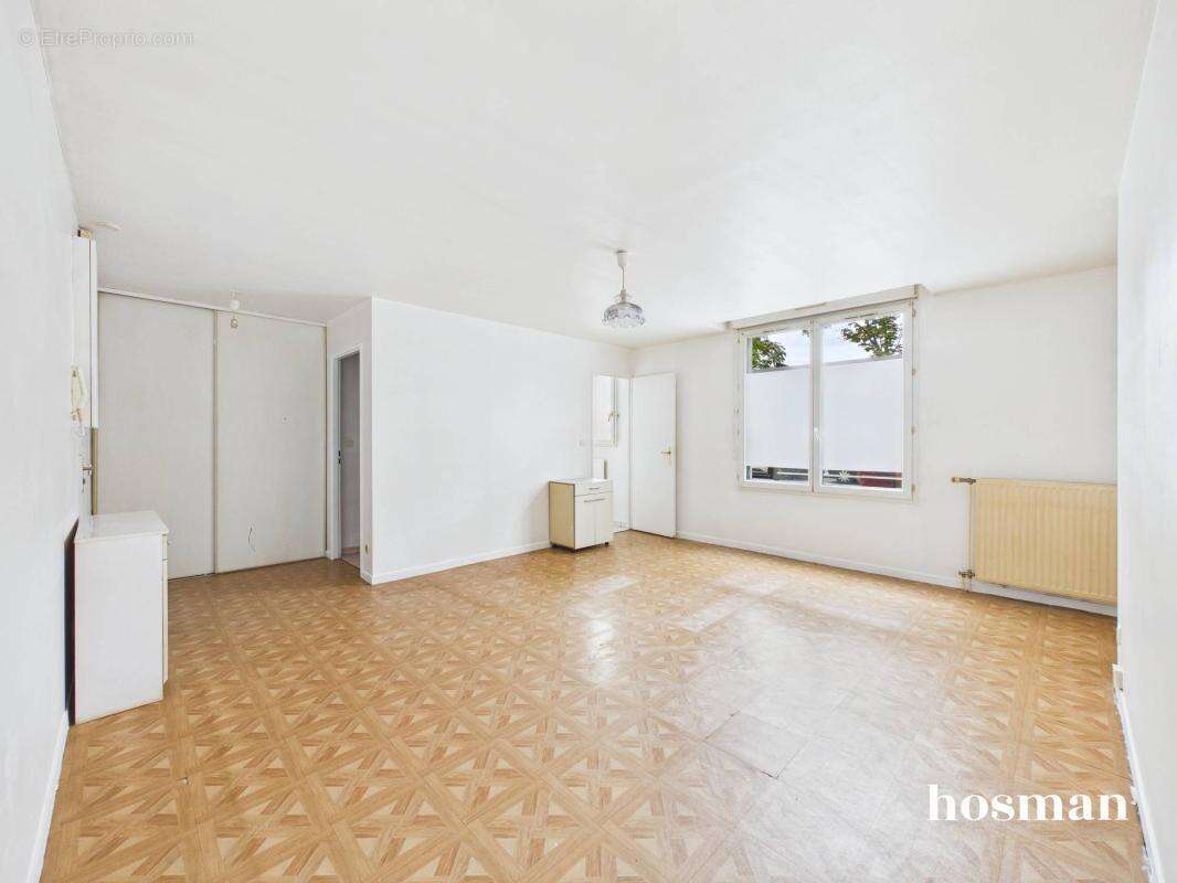 Studio de 31,51 m² avec parking en sus - Avenue Claude Debussy, Clichy - photo 2