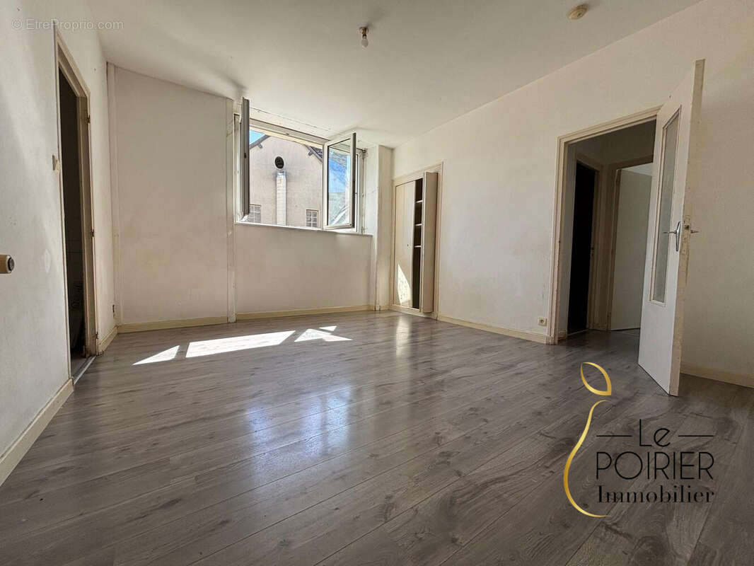 Appartement à LAMBALLE