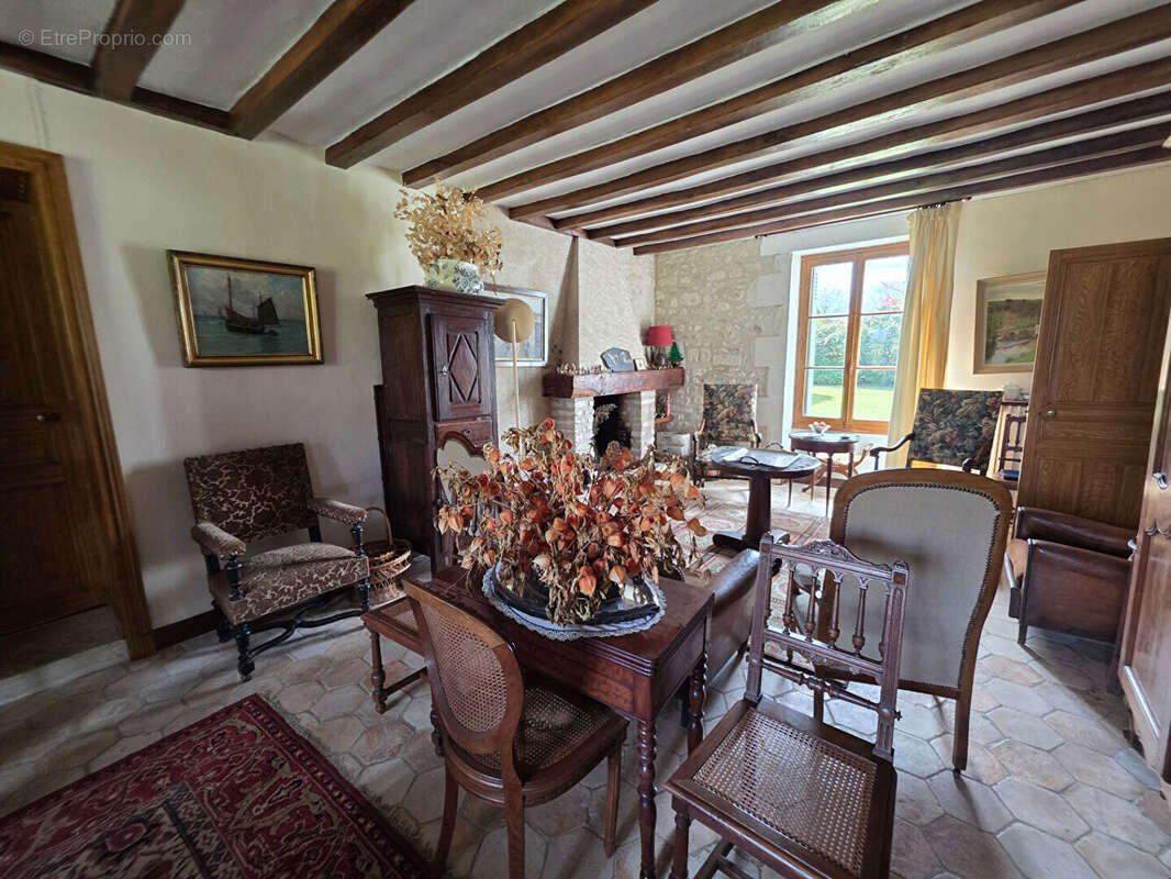 Maison à BOSSAY-SUR-CLAISE