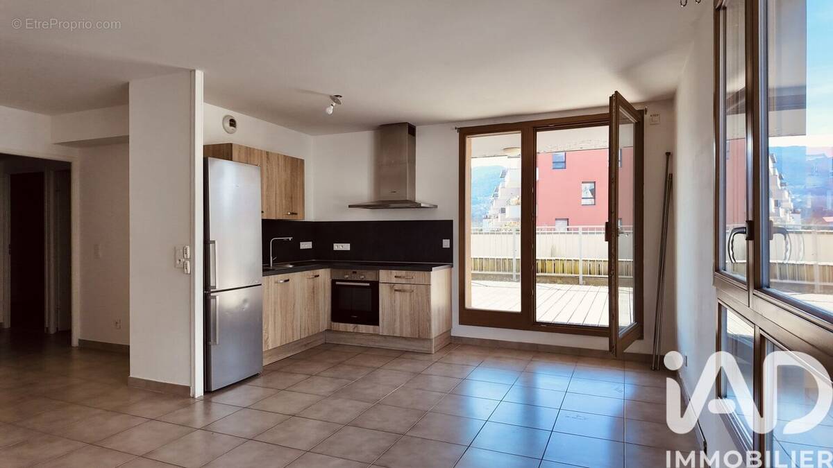 Photo 1 - Appartement à LA RAVOIRE