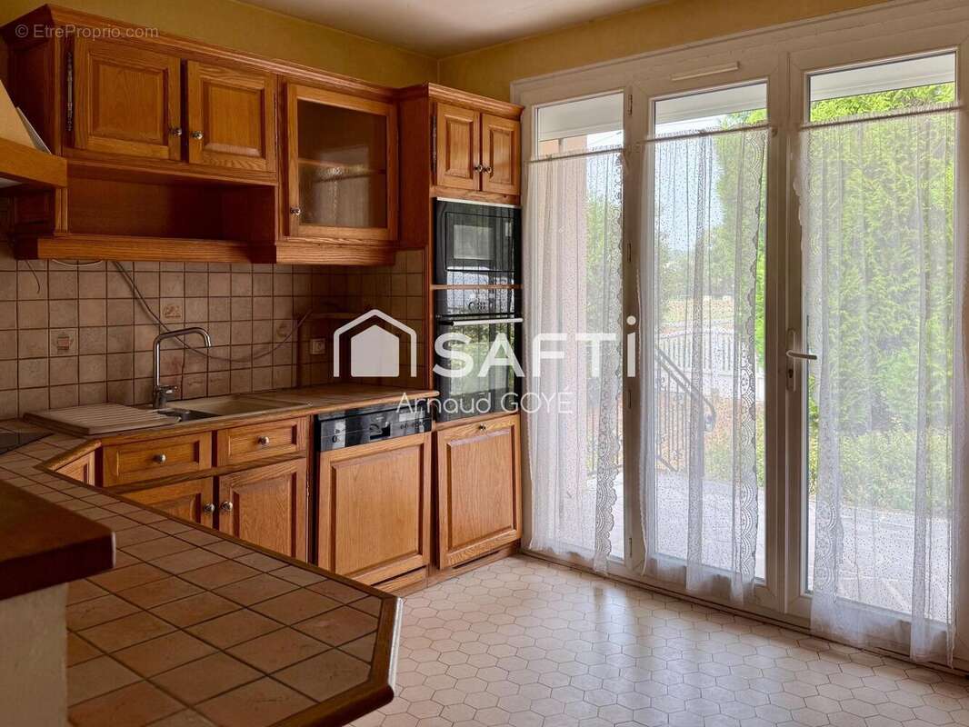 Photo 2 - Maison à ALLONNES