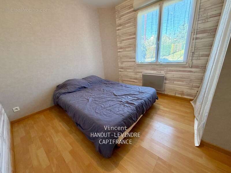 Maison à VILLEVEQUE