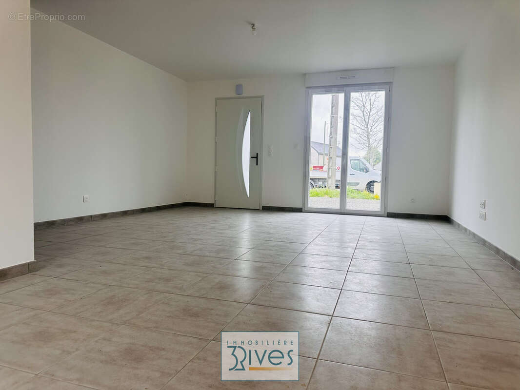 Maison à CHAUMONT-D'ANJOU