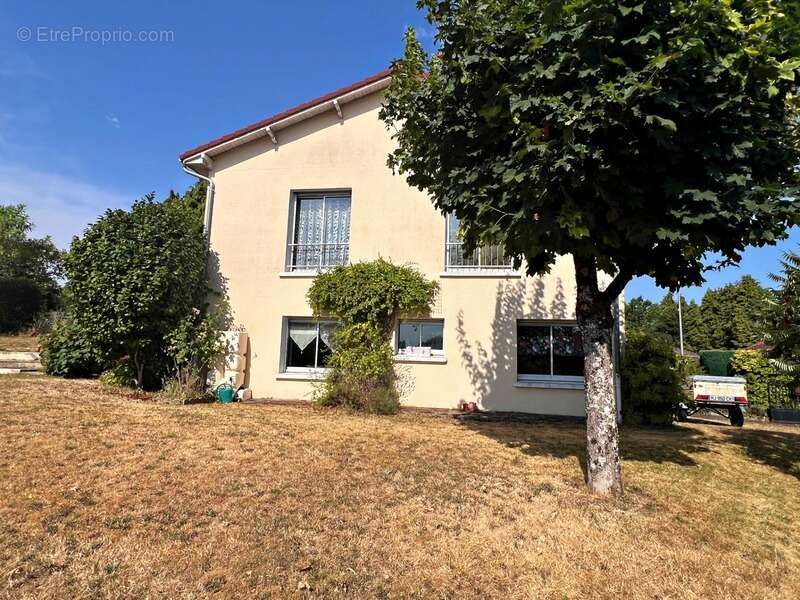 Maison à vendre 6 pièces CHAPTELAT (87) - photo 21