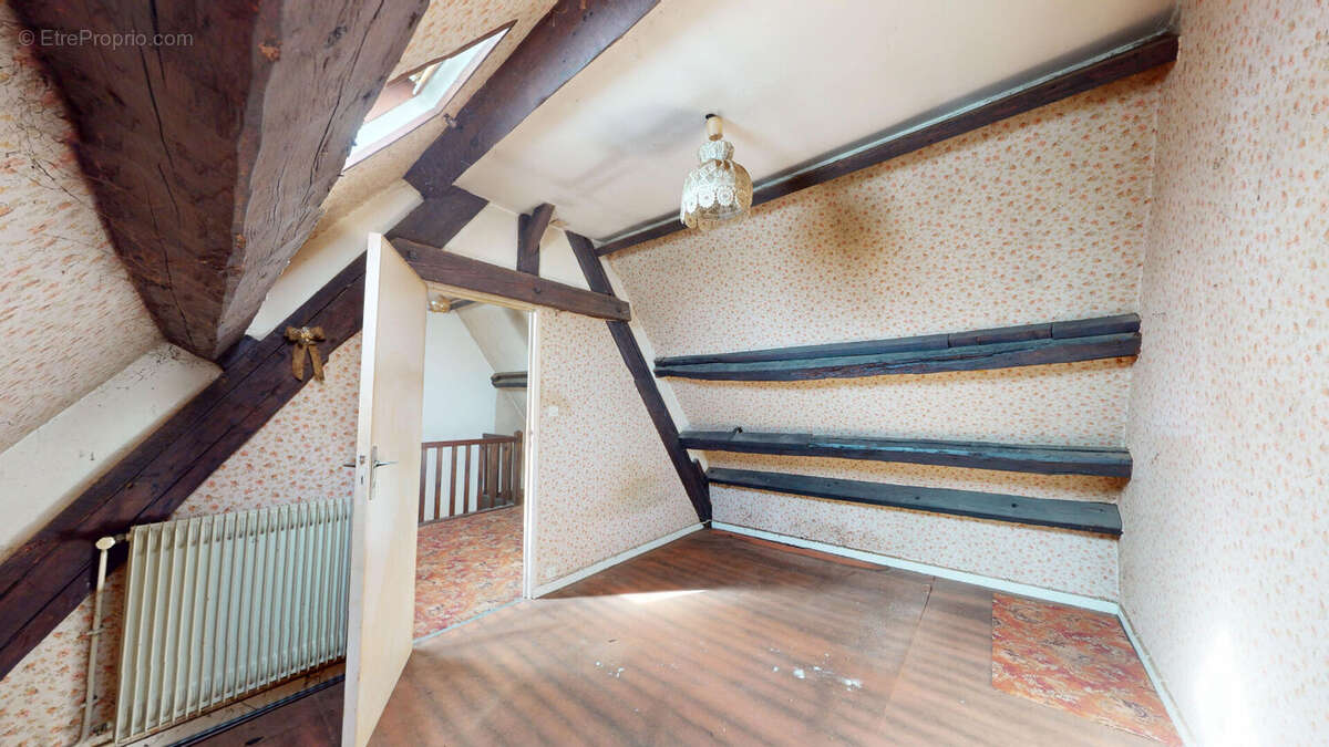 Maison à MONDEVILLE