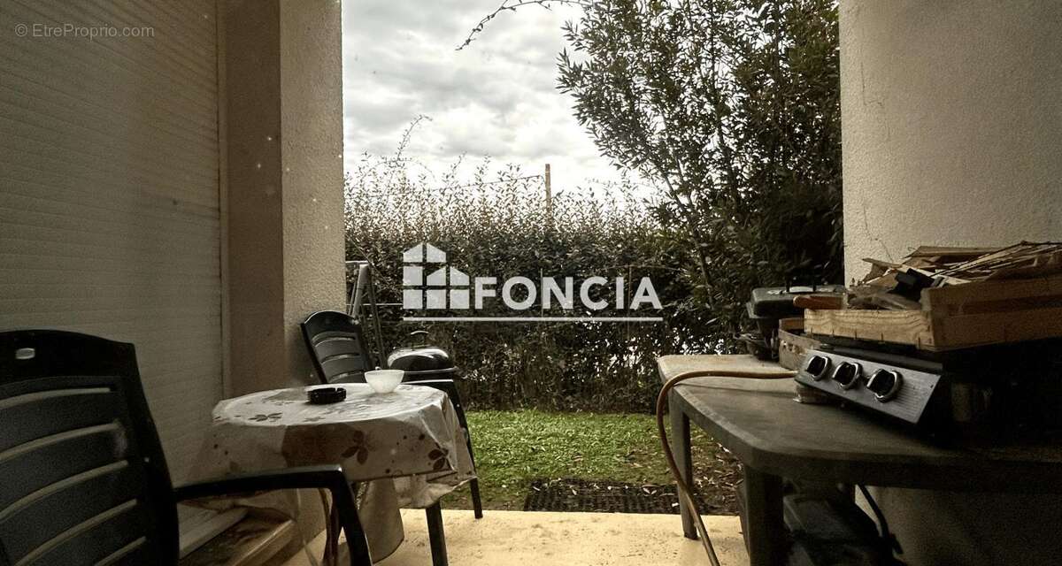 Appartement à PUJOLS