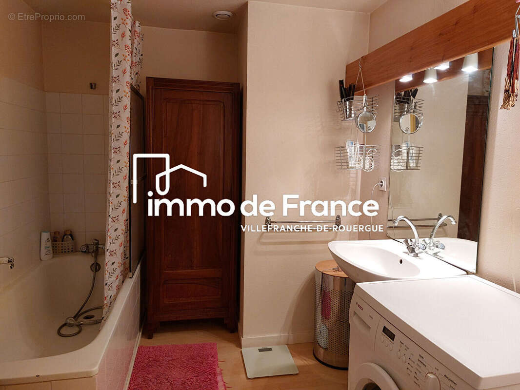Immeuble de rapport  333 m2+ jardin -5 logements - photo 5