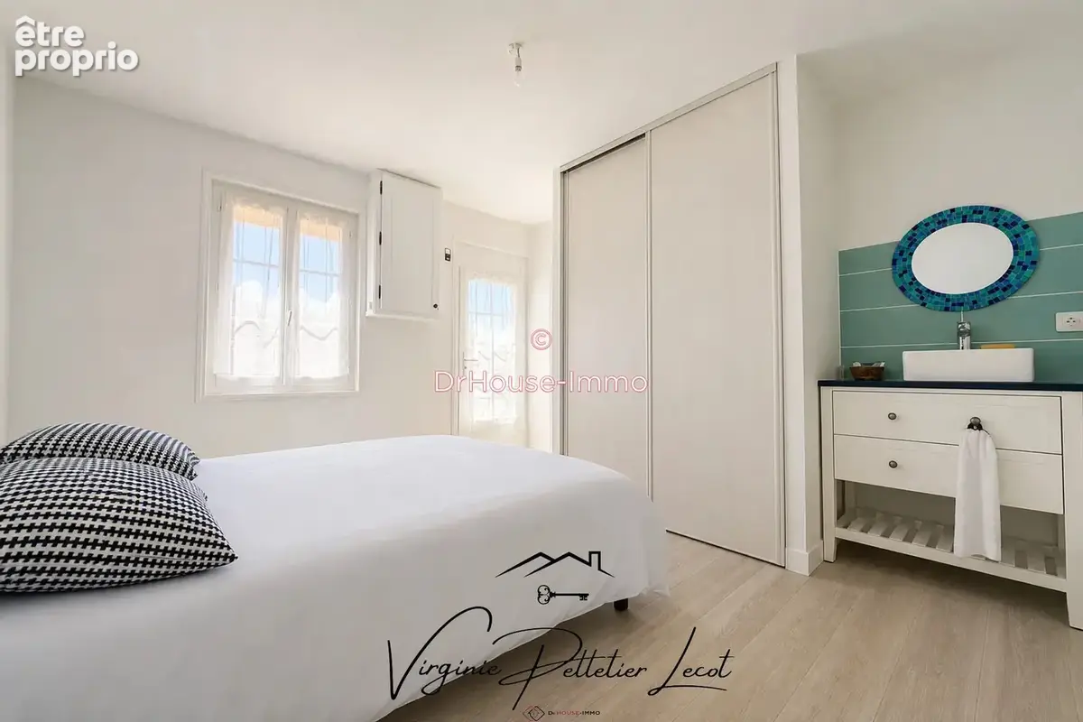 Maison 9 pièces 205 m² à vendre à Fontenay-Le-Comte (85200) - photo 6