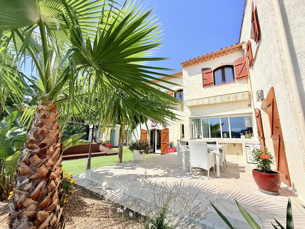 Maison à LE CANNET