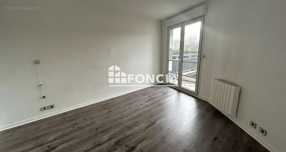 Appartement à MONT-SAINT-AIGNAN