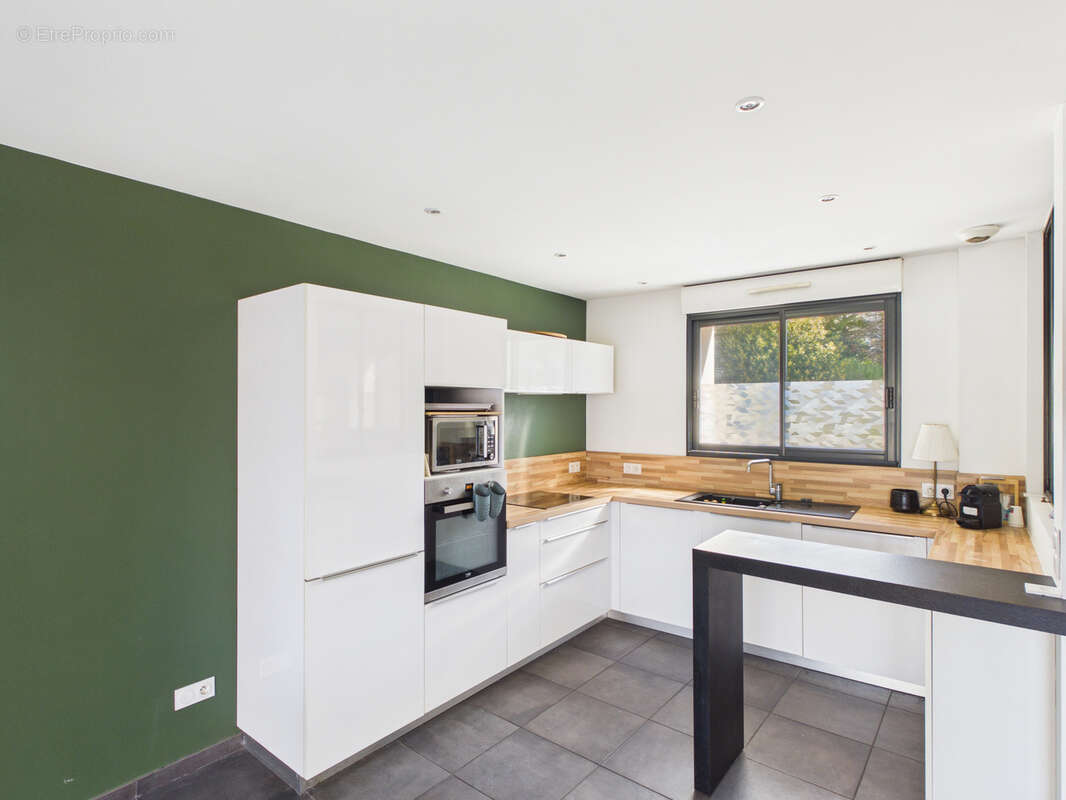 Maison à MALATAVERNE