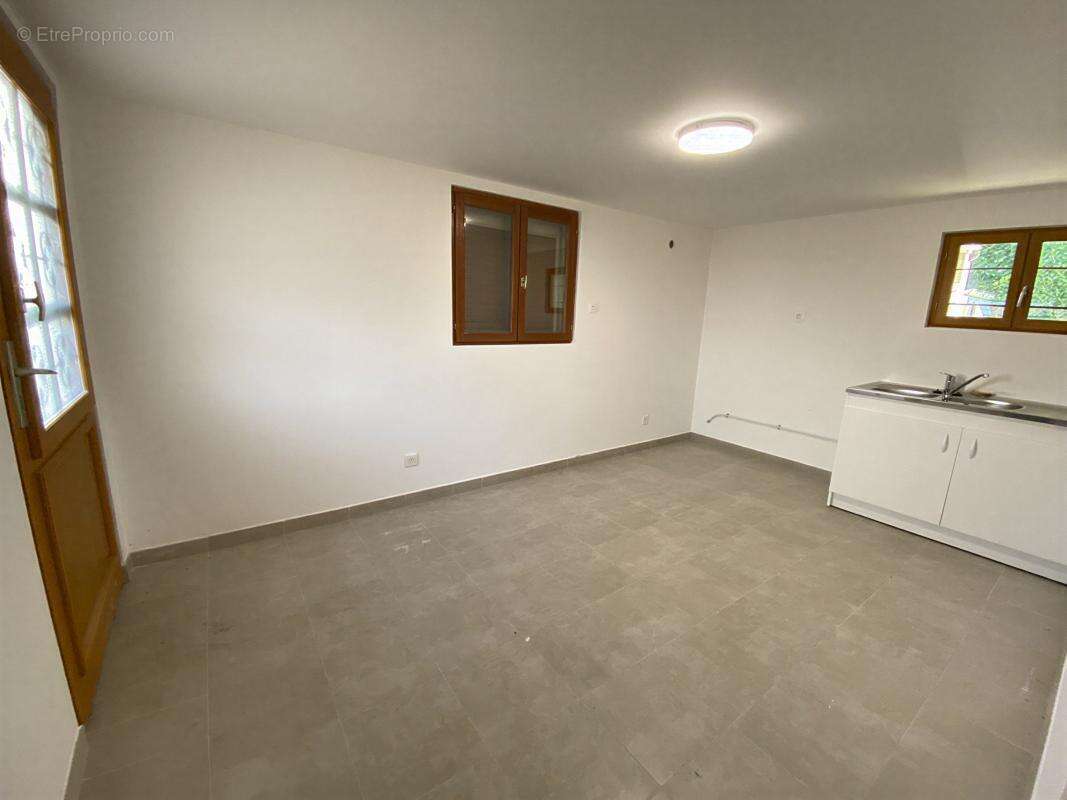 VERNON (27) - Maison 2p - 40m² - photo 2