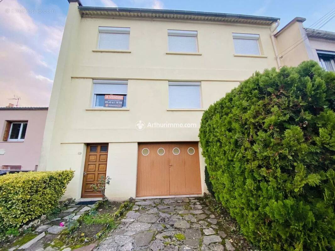 Appartement à MILLAU