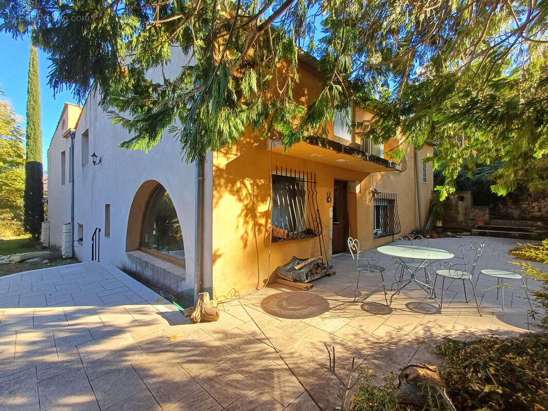 Maison à DIEULEFIT