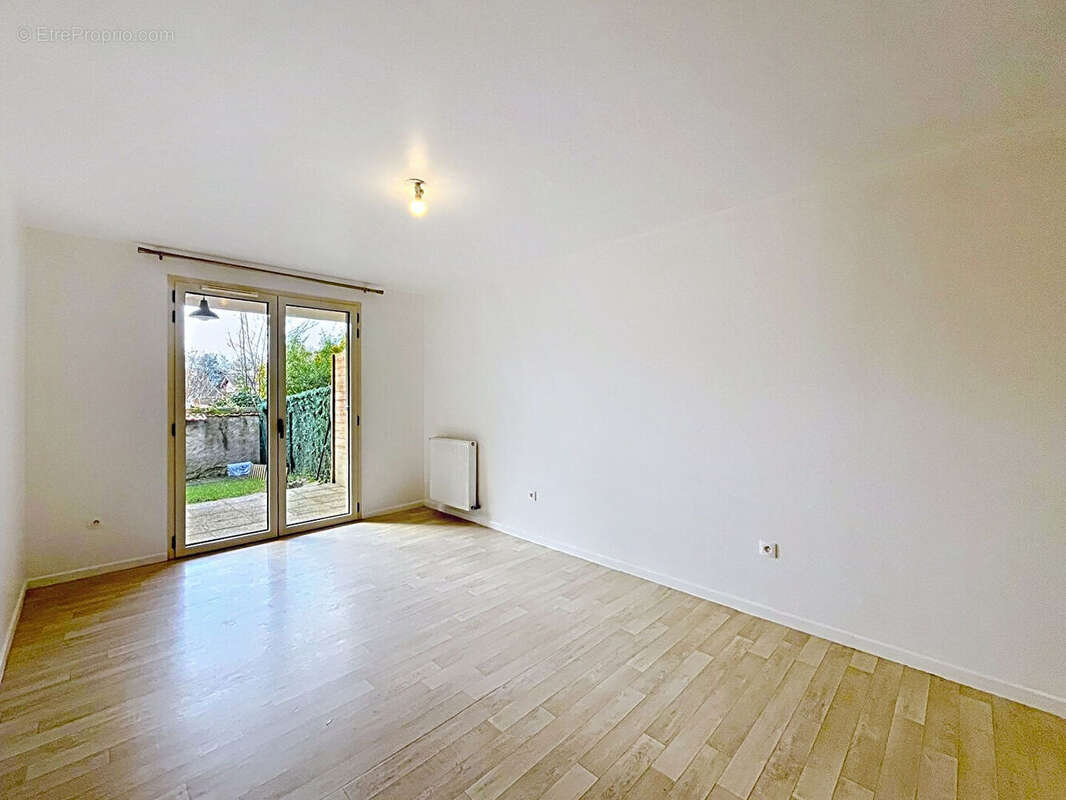 Appartement T2 -MELUN- avec jardin privatif - photo 5