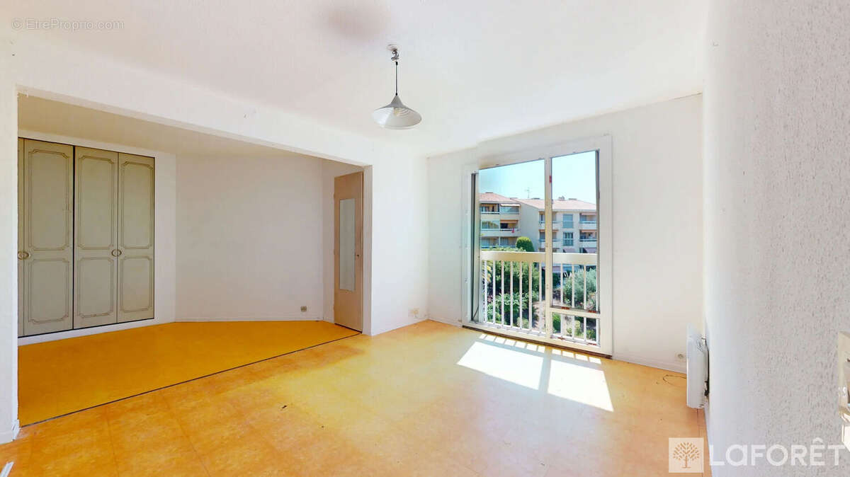 Appartement à SAINT-RAPHAEL