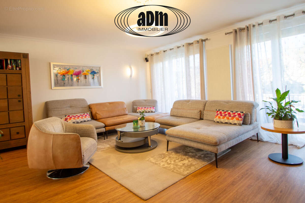 Maison à CHAMPS-SUR-MARNE