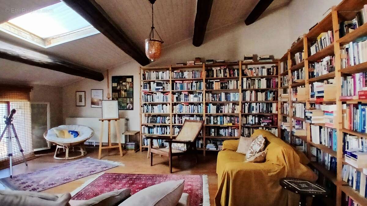 Maison à VILLEMAGNE-L&#039;ARGENTIERE