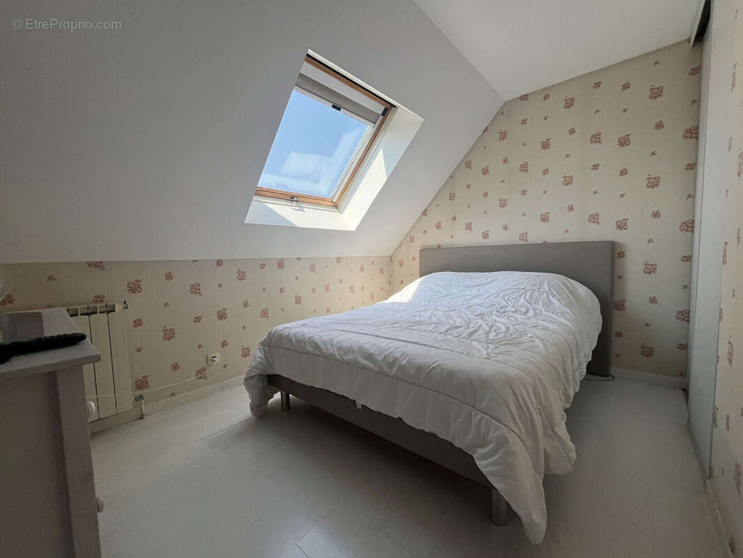 Maison Lescar 5 pièce(s) 135 m2 sur 700m² - photo 8