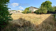 Terrain à MALEMORT-DU-COMTAT