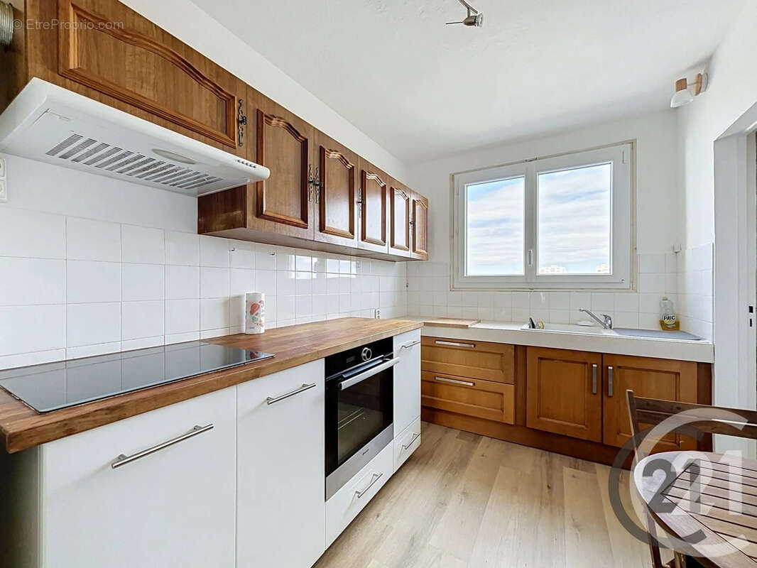 Appartement 61 m² à Saint-Andre-Les-Vergers  - photo 3