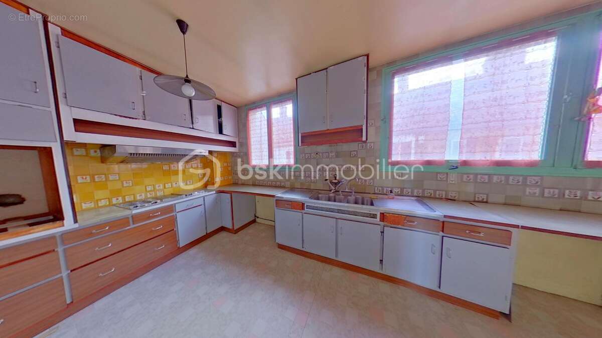 Appartement à PONT-SUR-YONNE