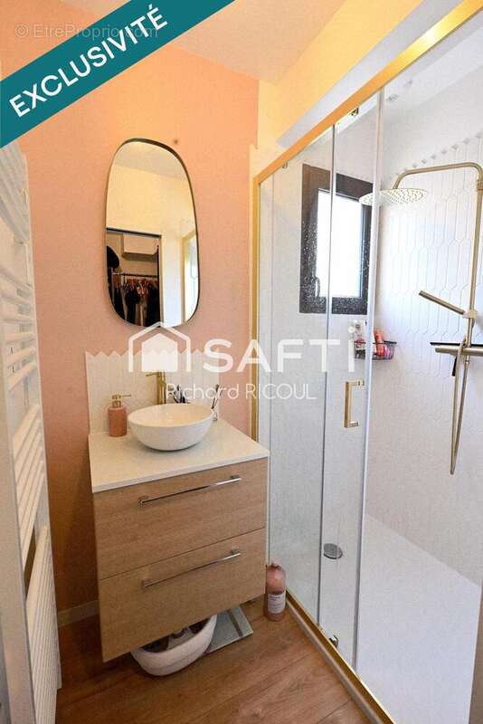 Maison 92 m² à Goustranville  - photo 8