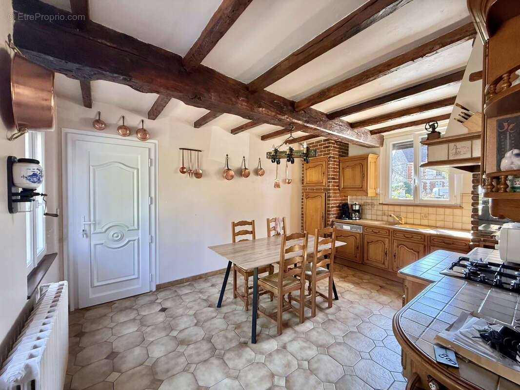 Maison 160 m² à Chaumont-En-Vexin  - photo 5