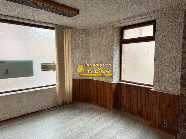 Appartement à LUXEUIL-LES-BAINS
