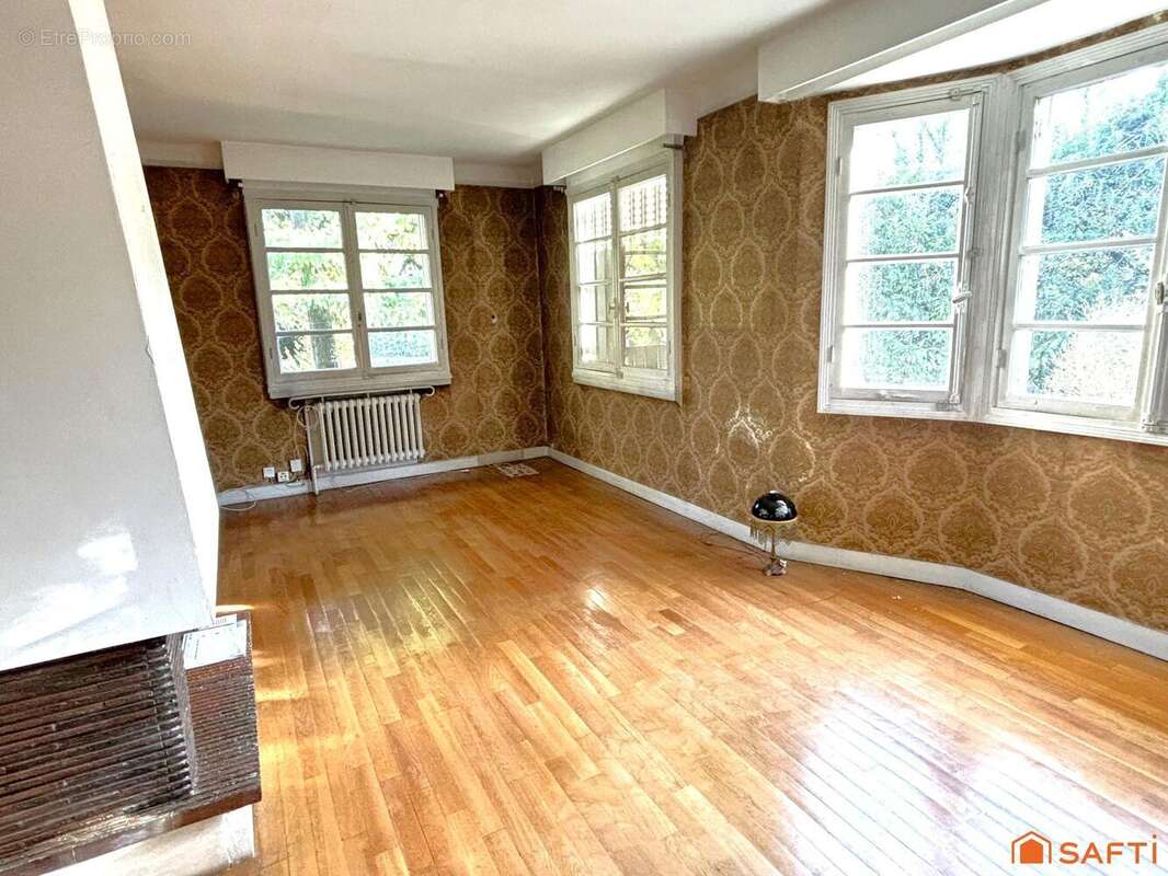 Photo 2 - Maison à L'ETANG-LA-VILLE