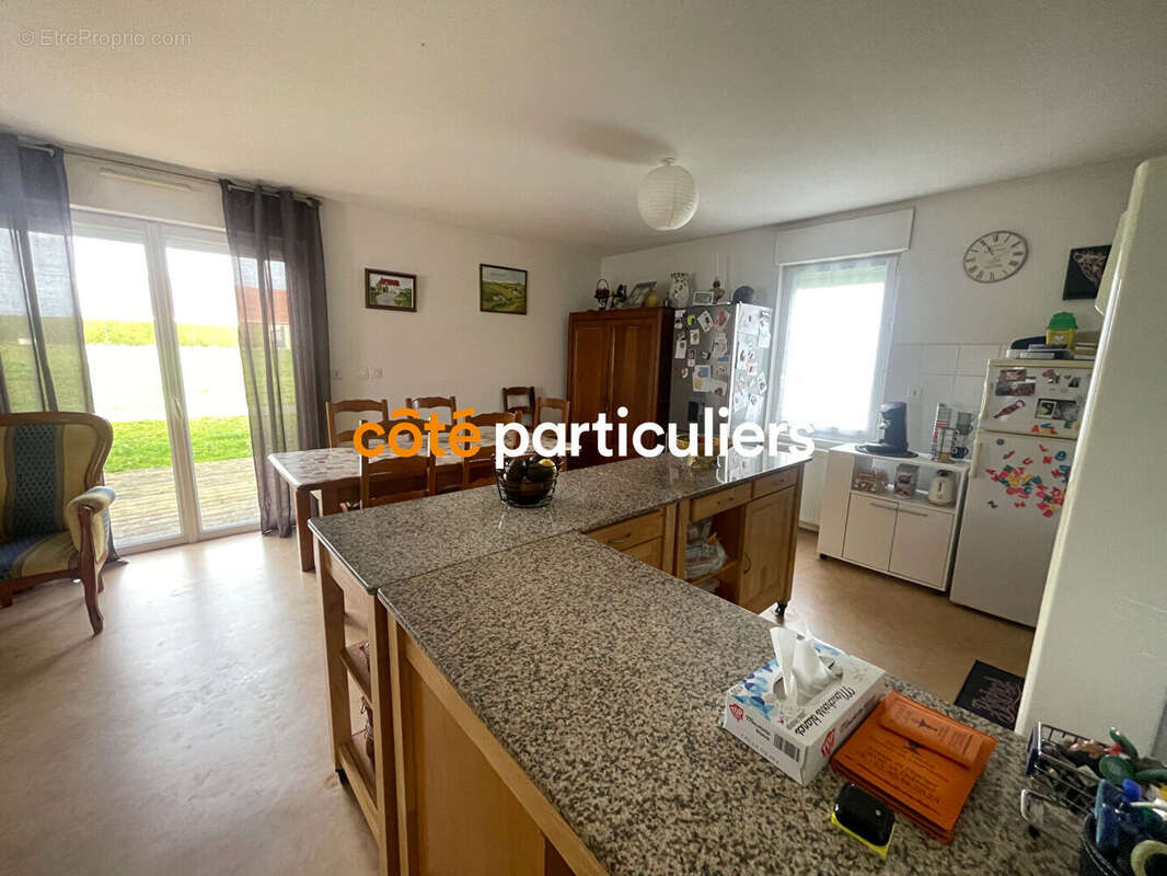 Maison à LE CHATELET