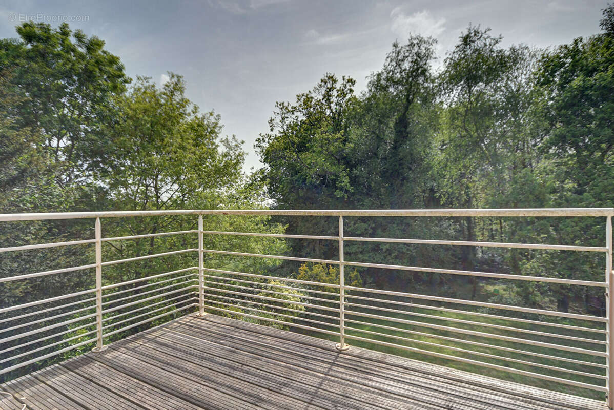 Maison à SAINT-URBAIN