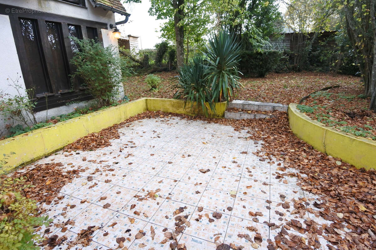 Maison à SAINT-MARTIN-DES-MONTS