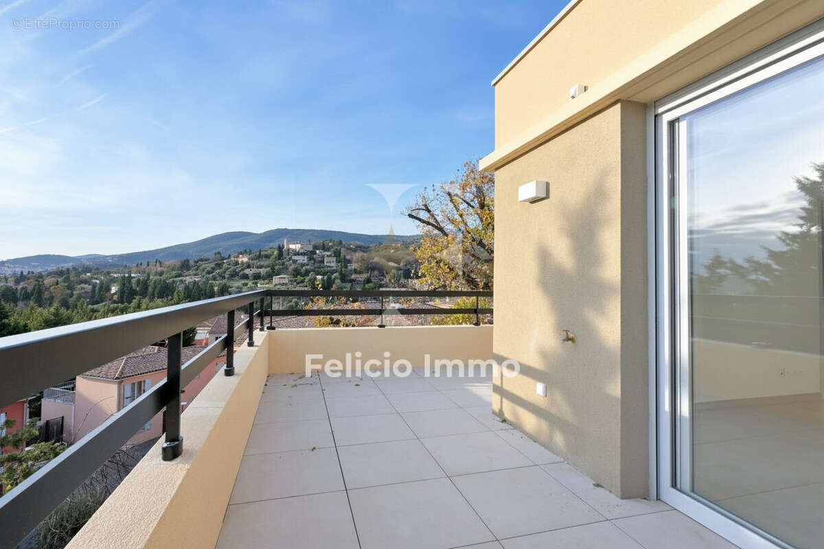 Appartement à OPIO