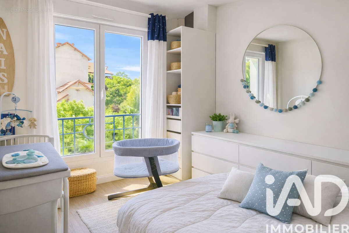 Photo 3 - Appartement à NOGENT-SUR-MARNE