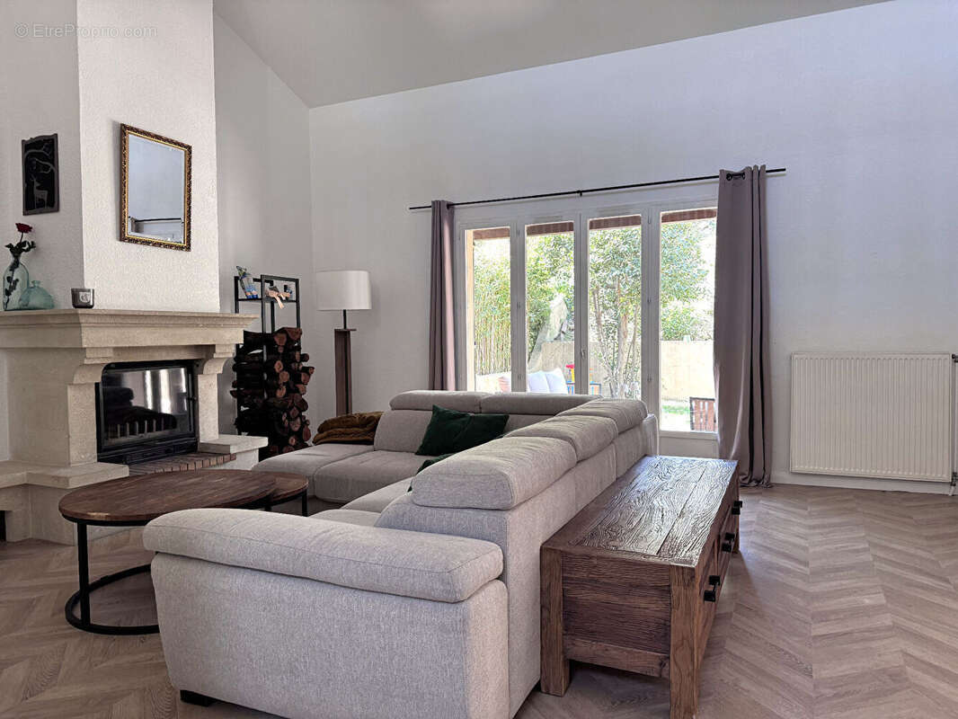 Maison à VILLENEUVE-LES-AVIGNON