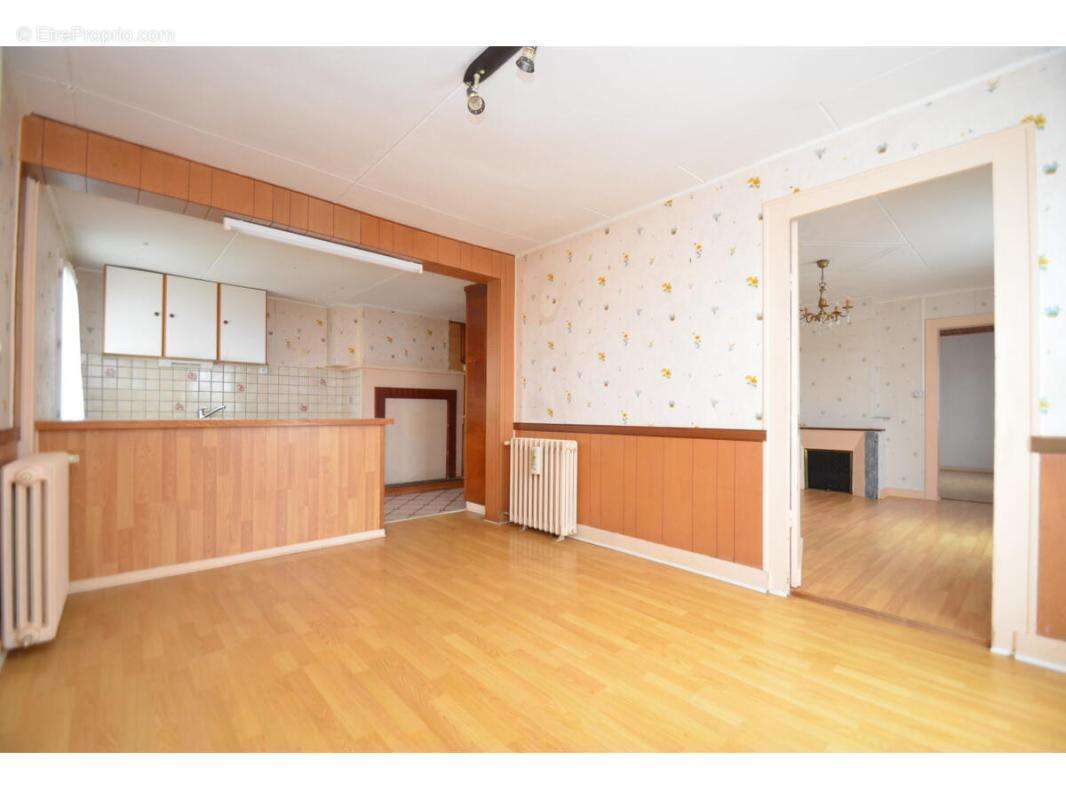 Maison à MONTPON-MENESTEROL