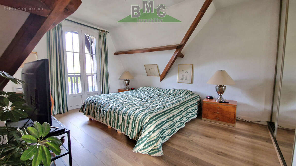 Maison à MONTIGNY-LES-CORMEILLES