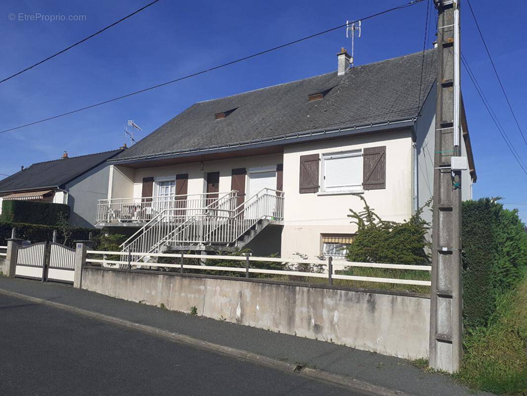 Maison à BAUGE