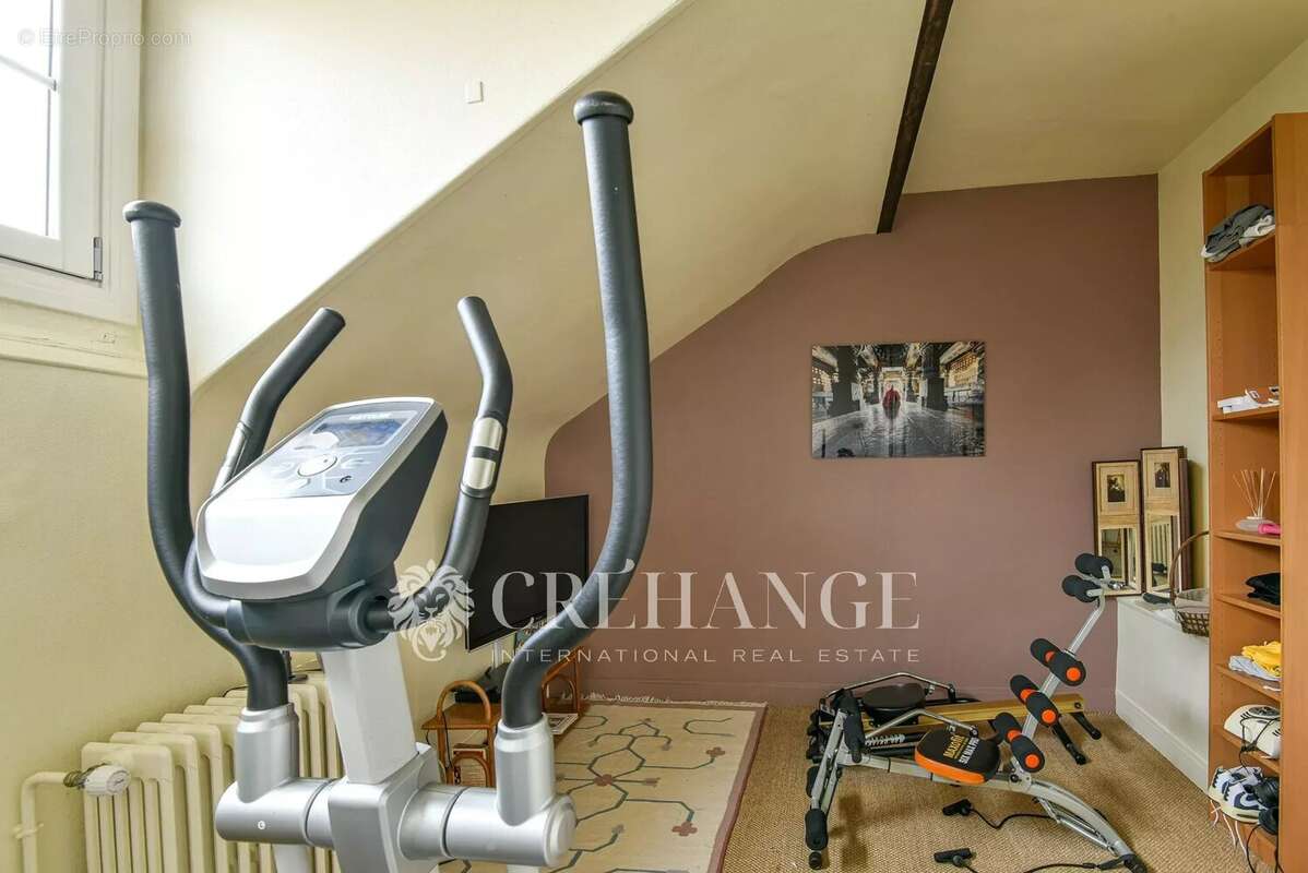 Maison à LE VESINET