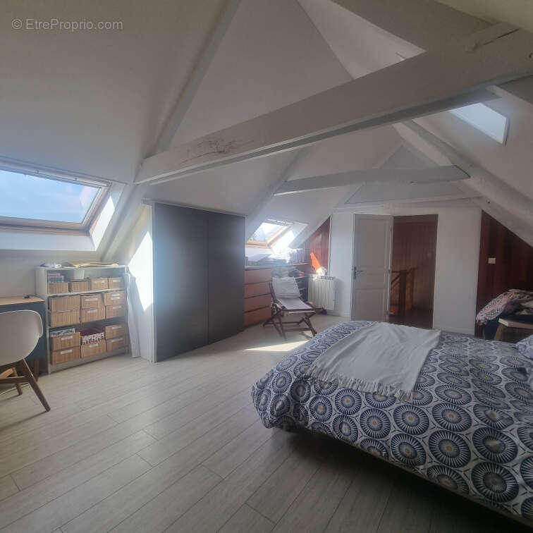 Maison à LOCOAL-MENDON