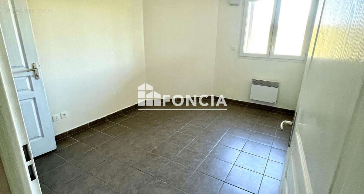 Exclusivite t2 avec grande terrasse couverte et parking - photo 5
